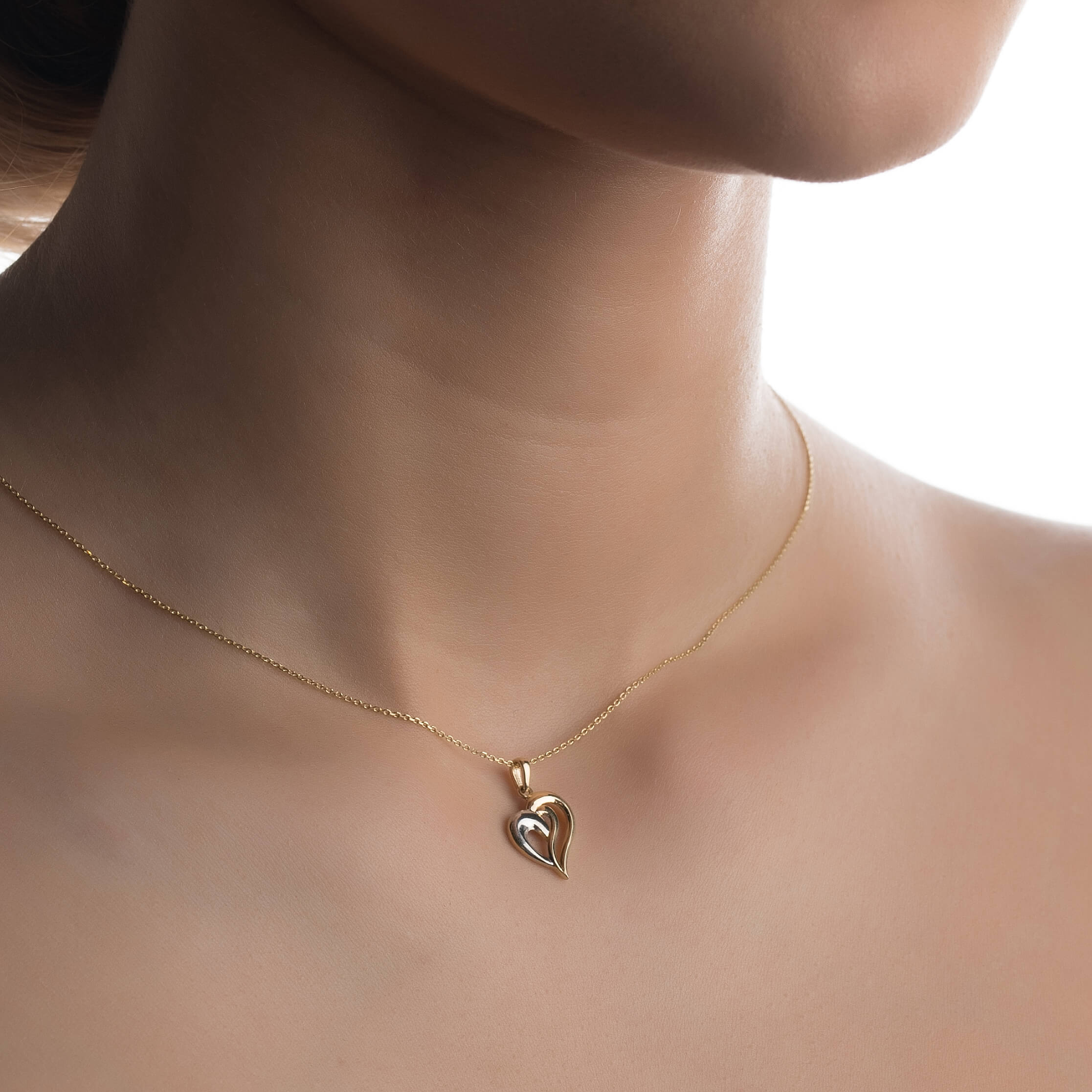 Gold pendant