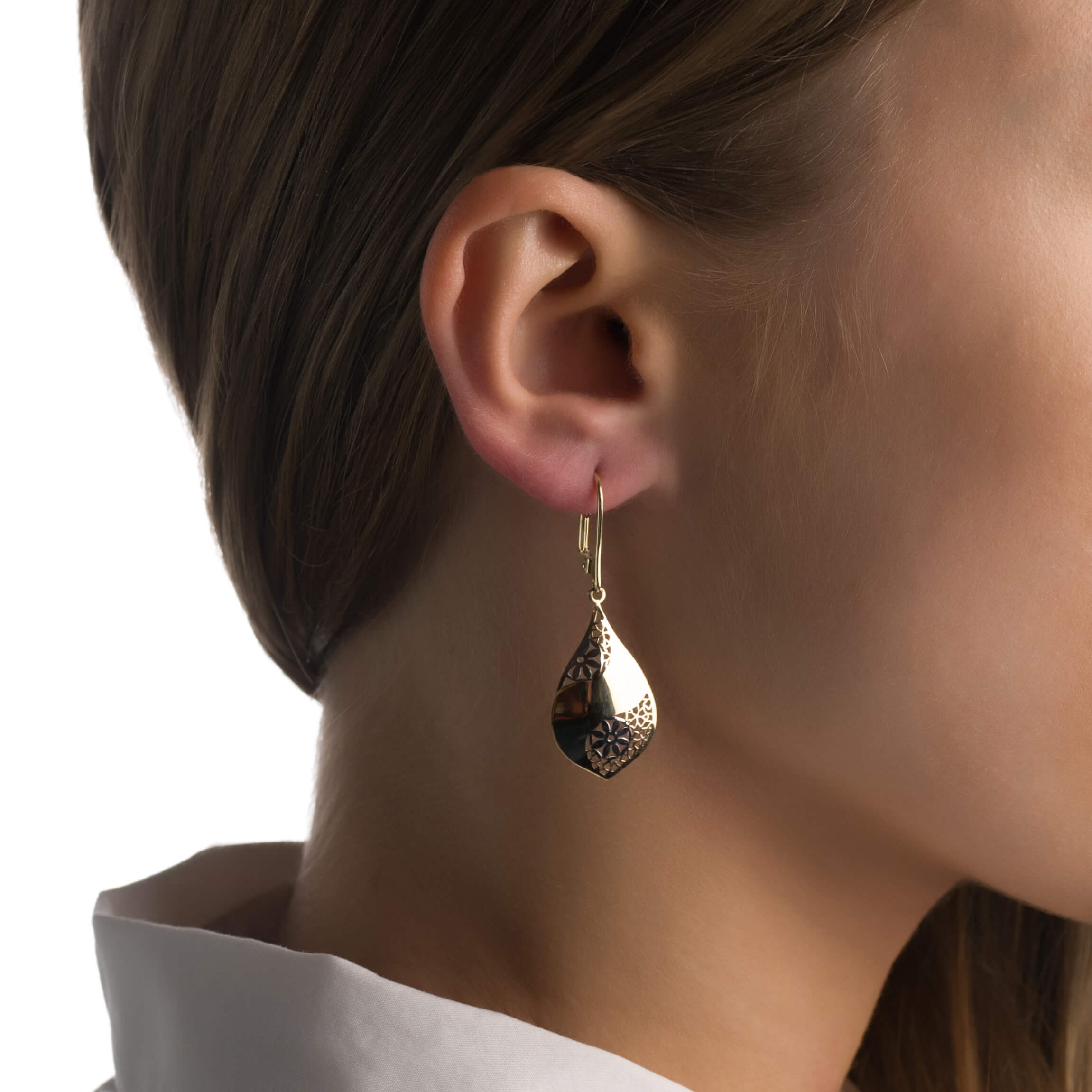 Gold earrings