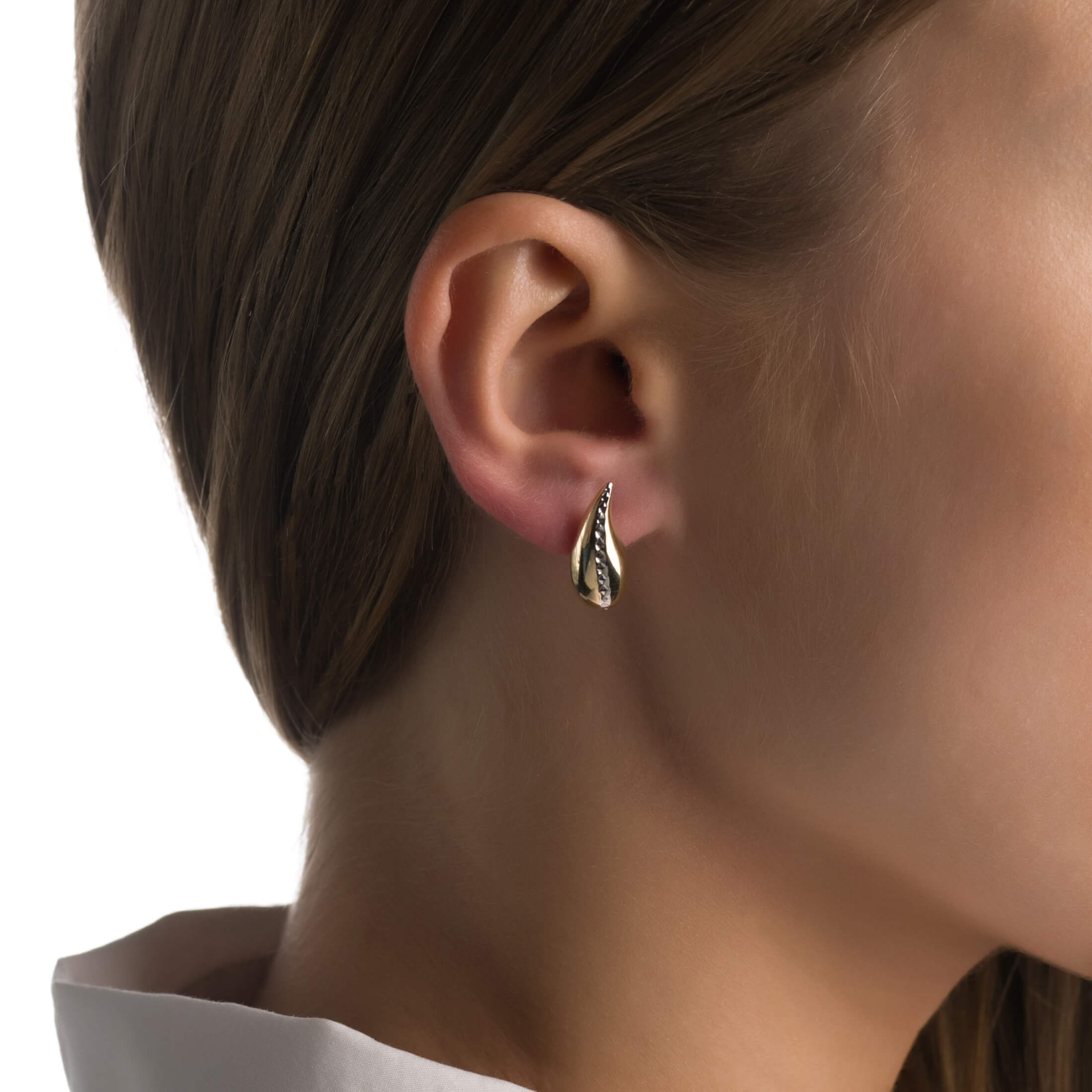 Gold earrings