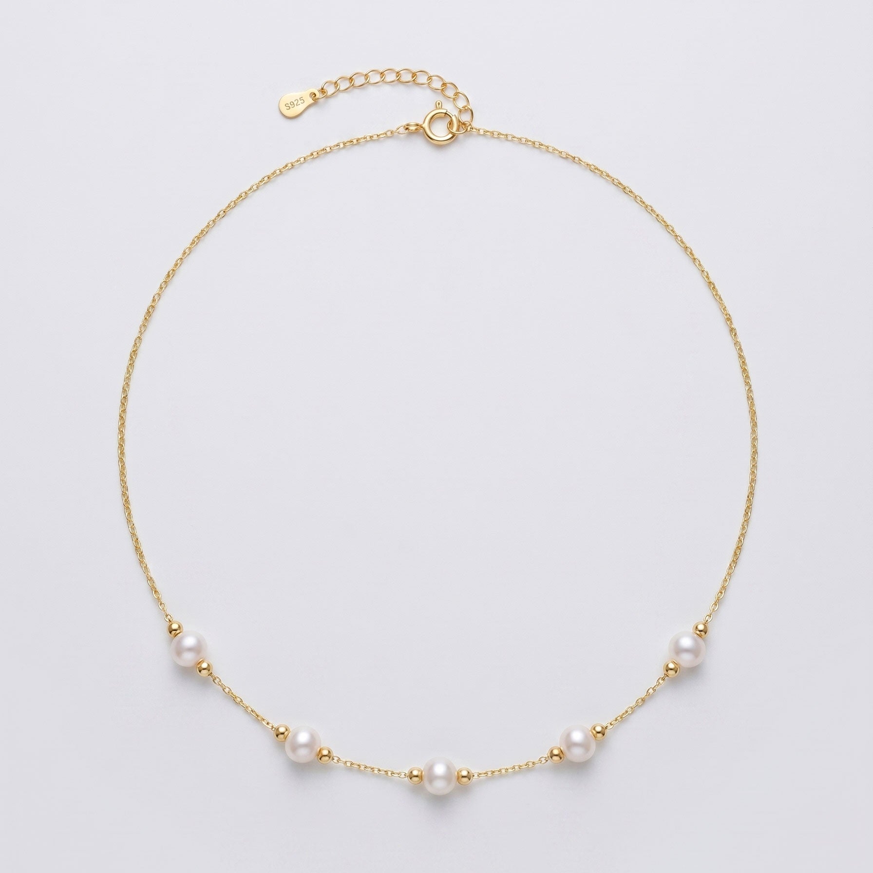 Silver chain with semi-precious stone