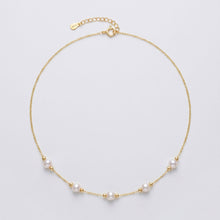 Silver chain with semi-precious stone