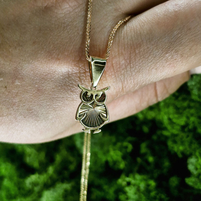 Gold pendant