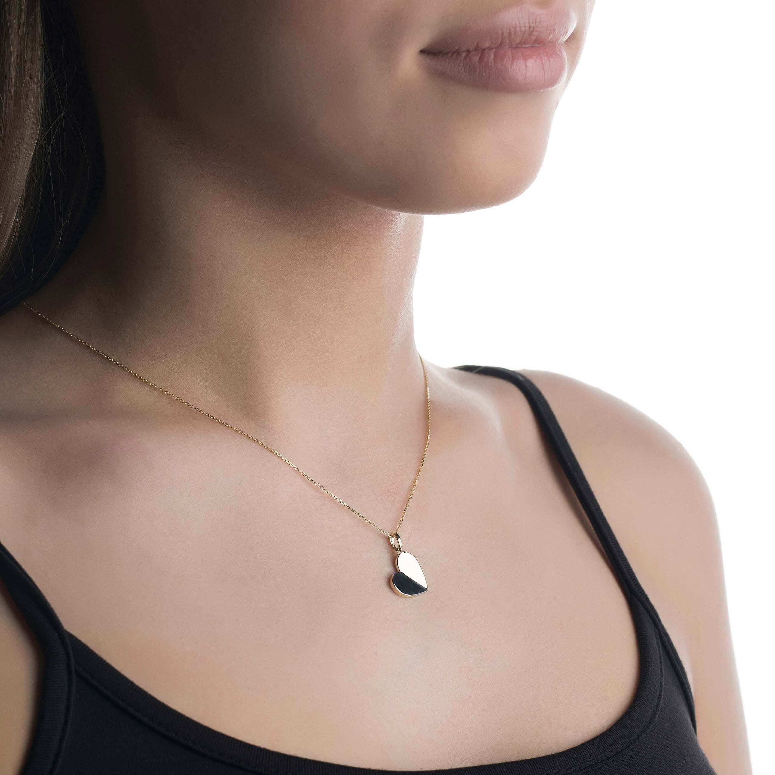 Gold pendant