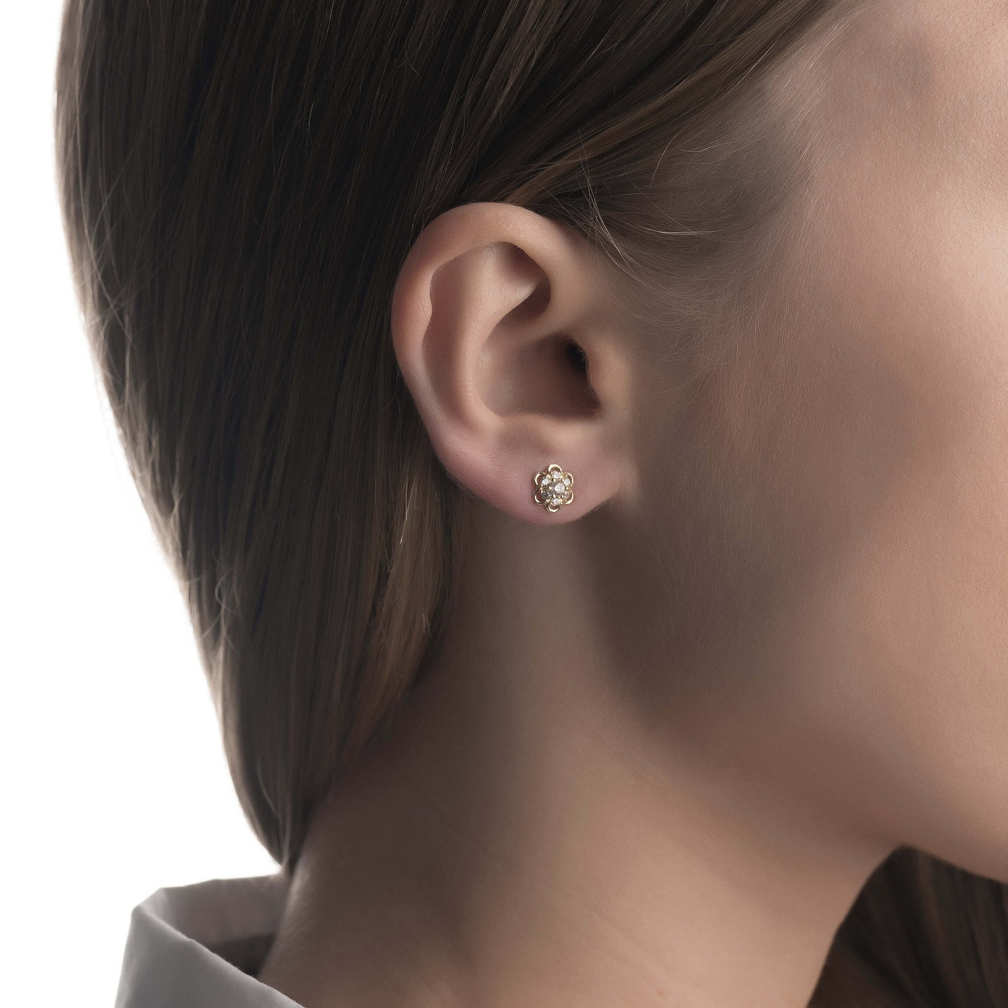 Gold earrings