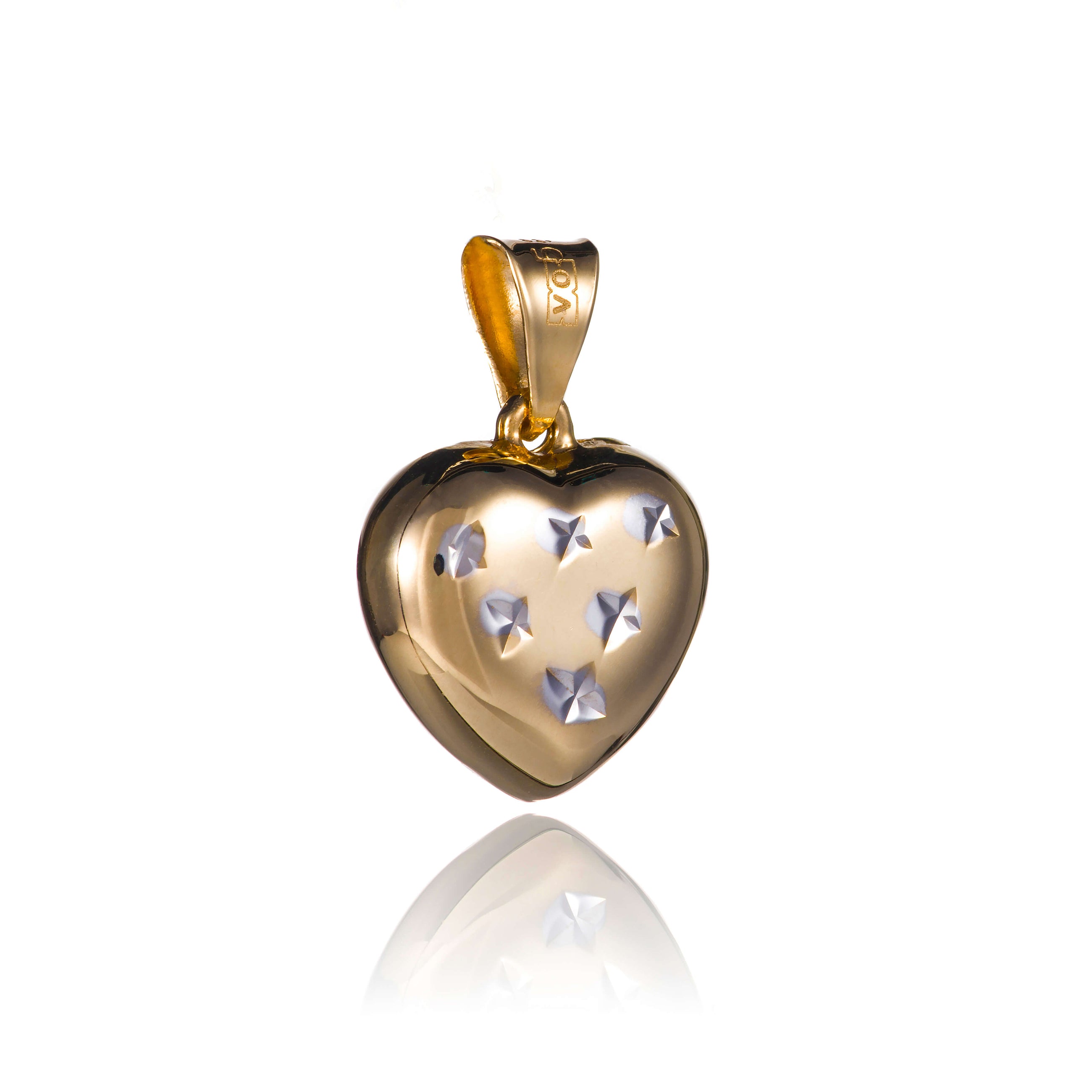 Gold pendant