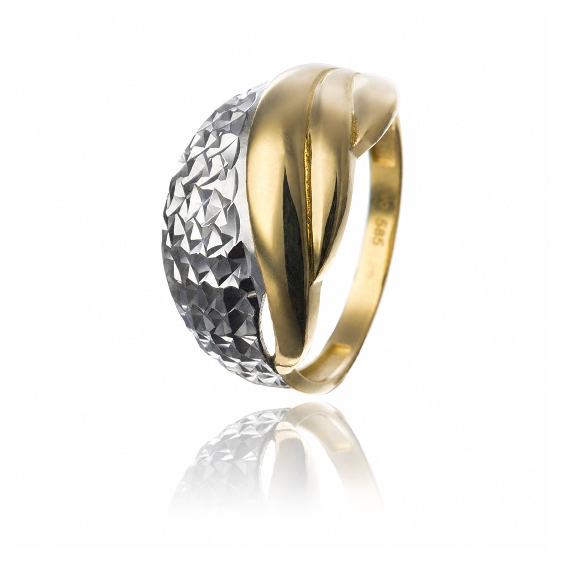 Gold ring