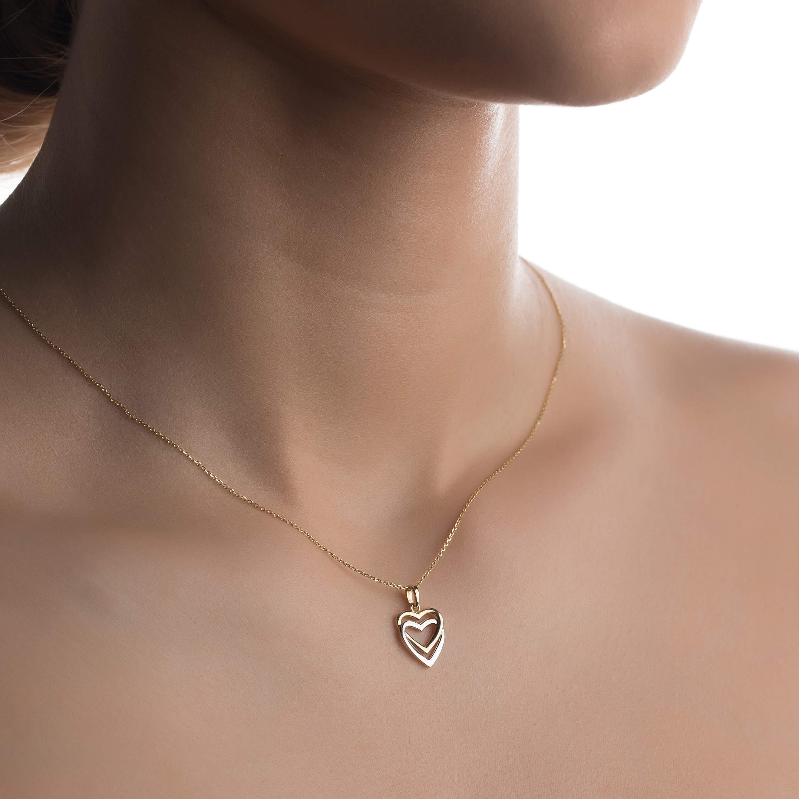 Gold pendant