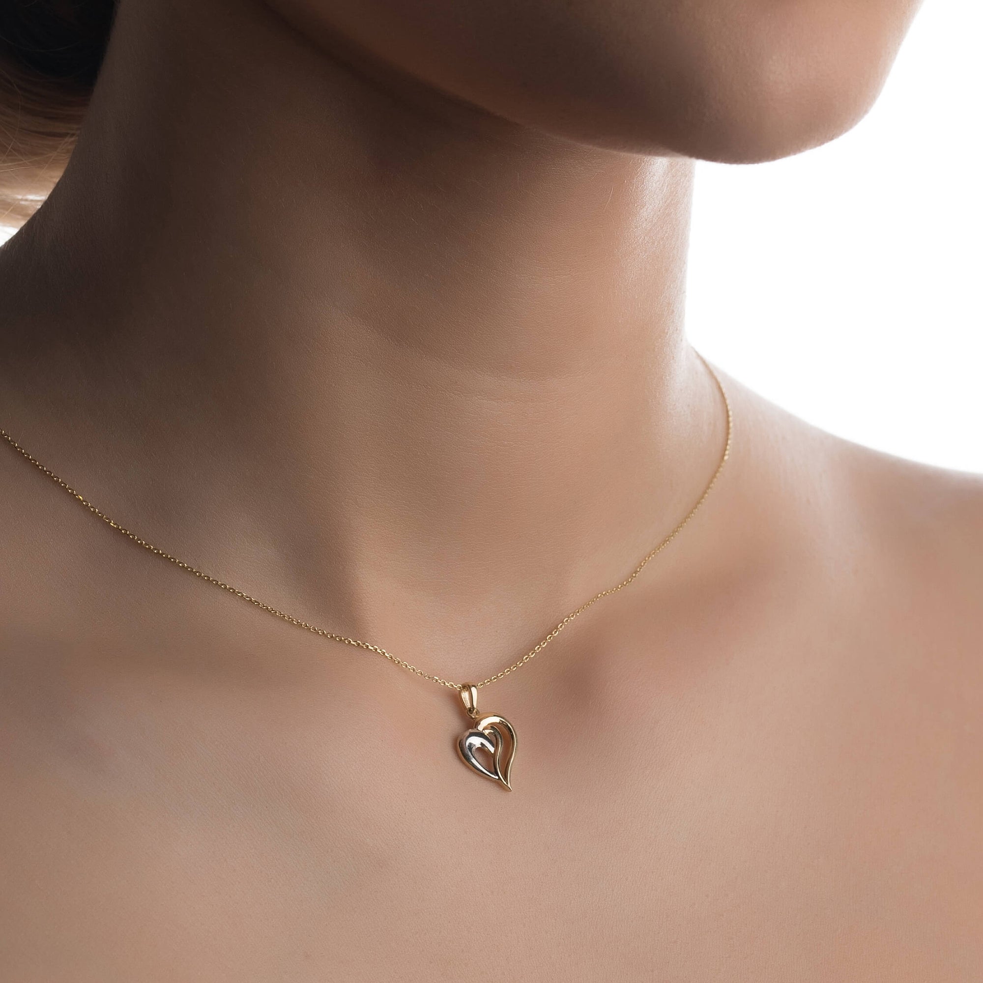 Gold pendant