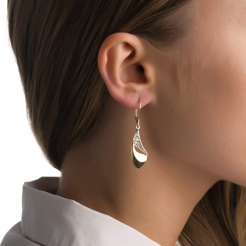 Gold earrings