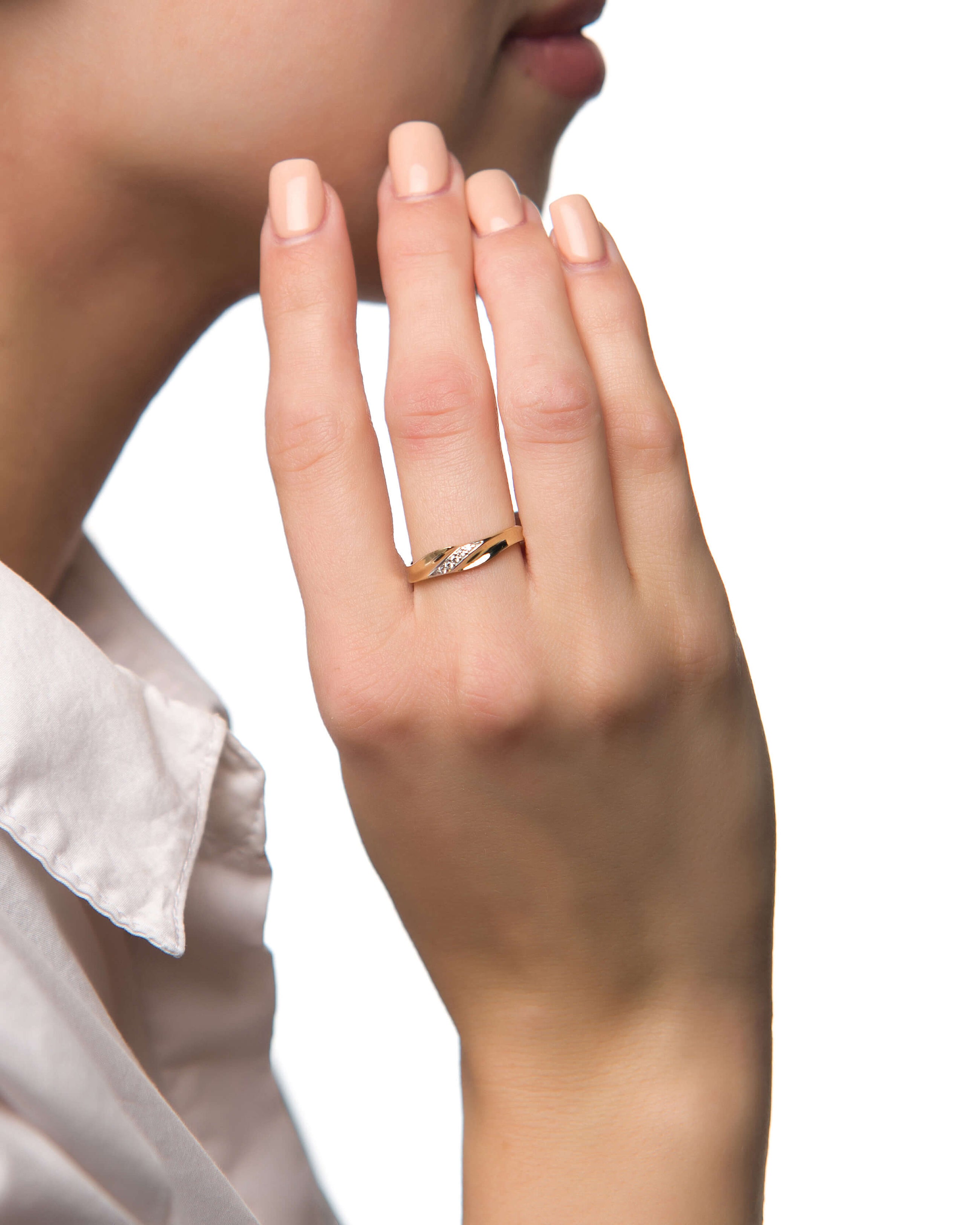 Gold ring