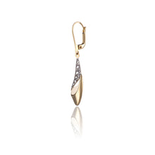 Gold earrings