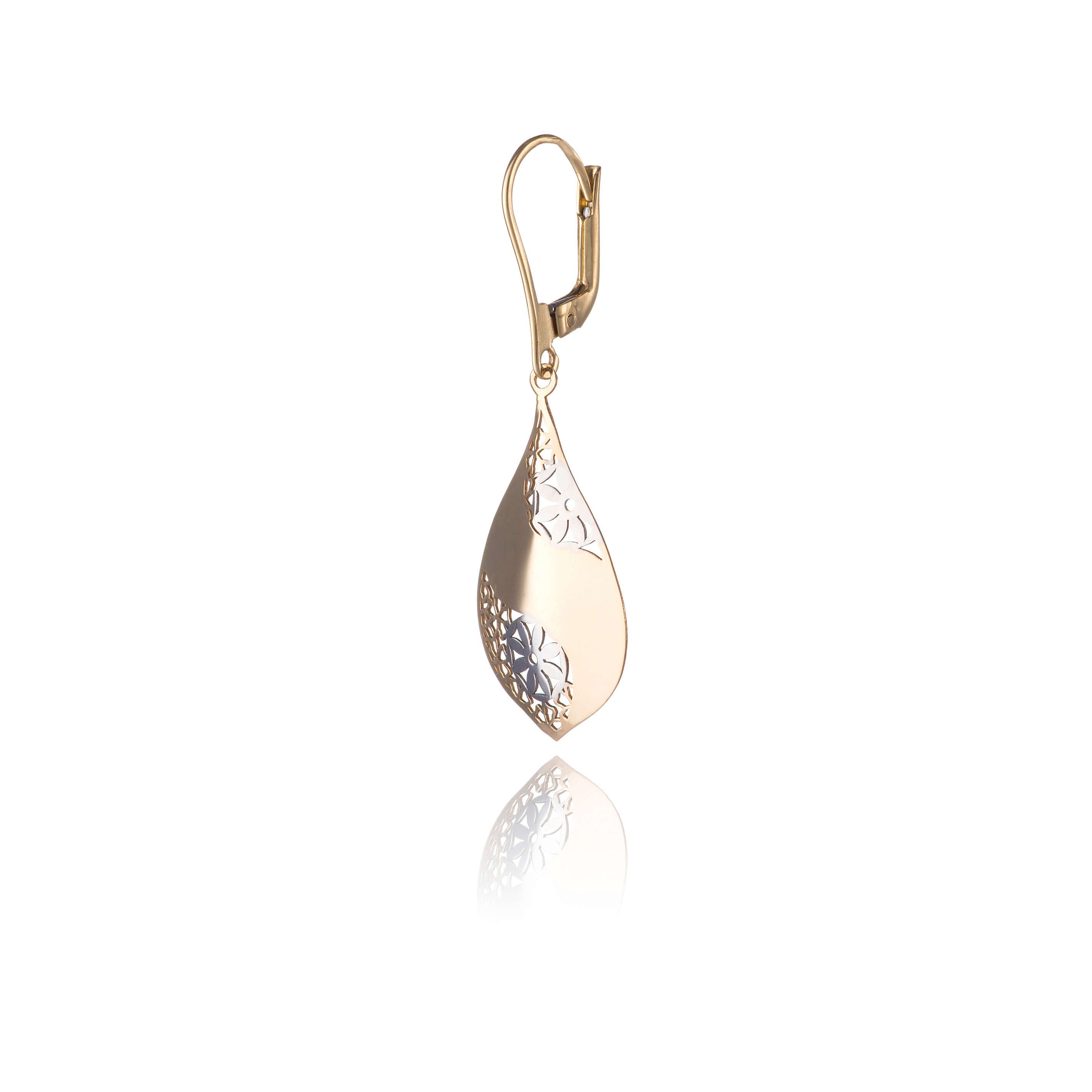 Gold earrings